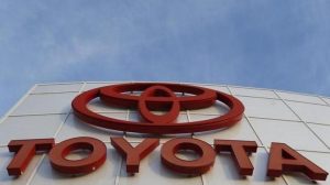 Toyota Berikan 12 Mobil Listrik Kemenperin Indonesia 300x168 - Toyota Berikan 12 Mobil Listrik Kemenperin Indonesia